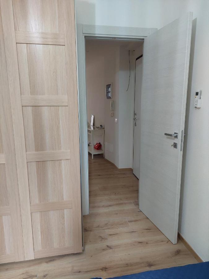 Da Me Mae Apartment La Spezia Luaran gambar